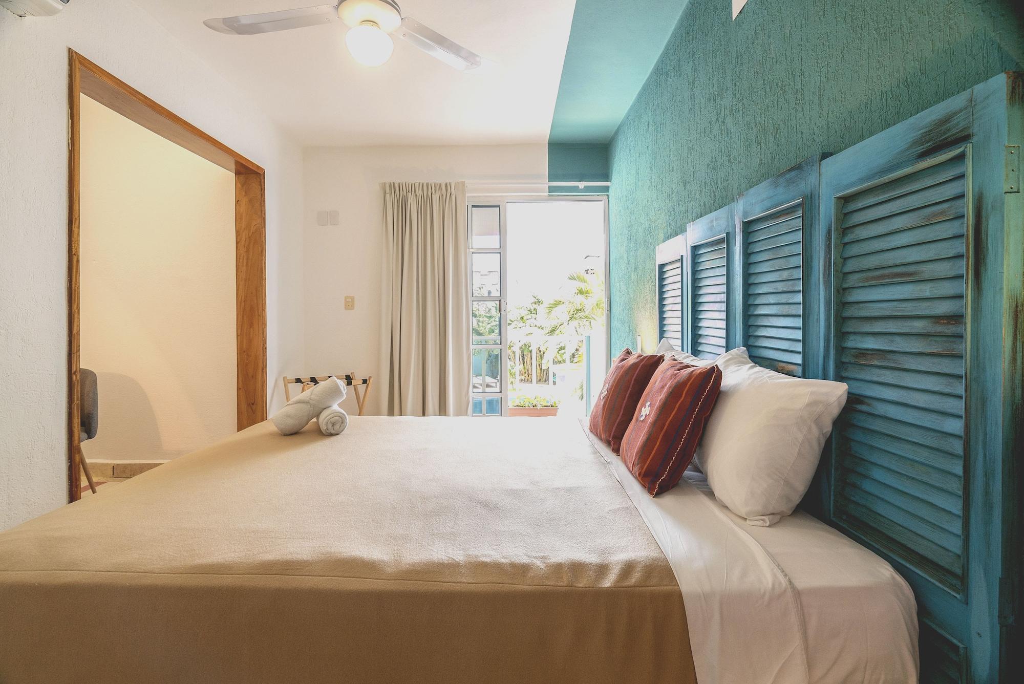 Hotel Selina Playa Del Carmen Esterno foto