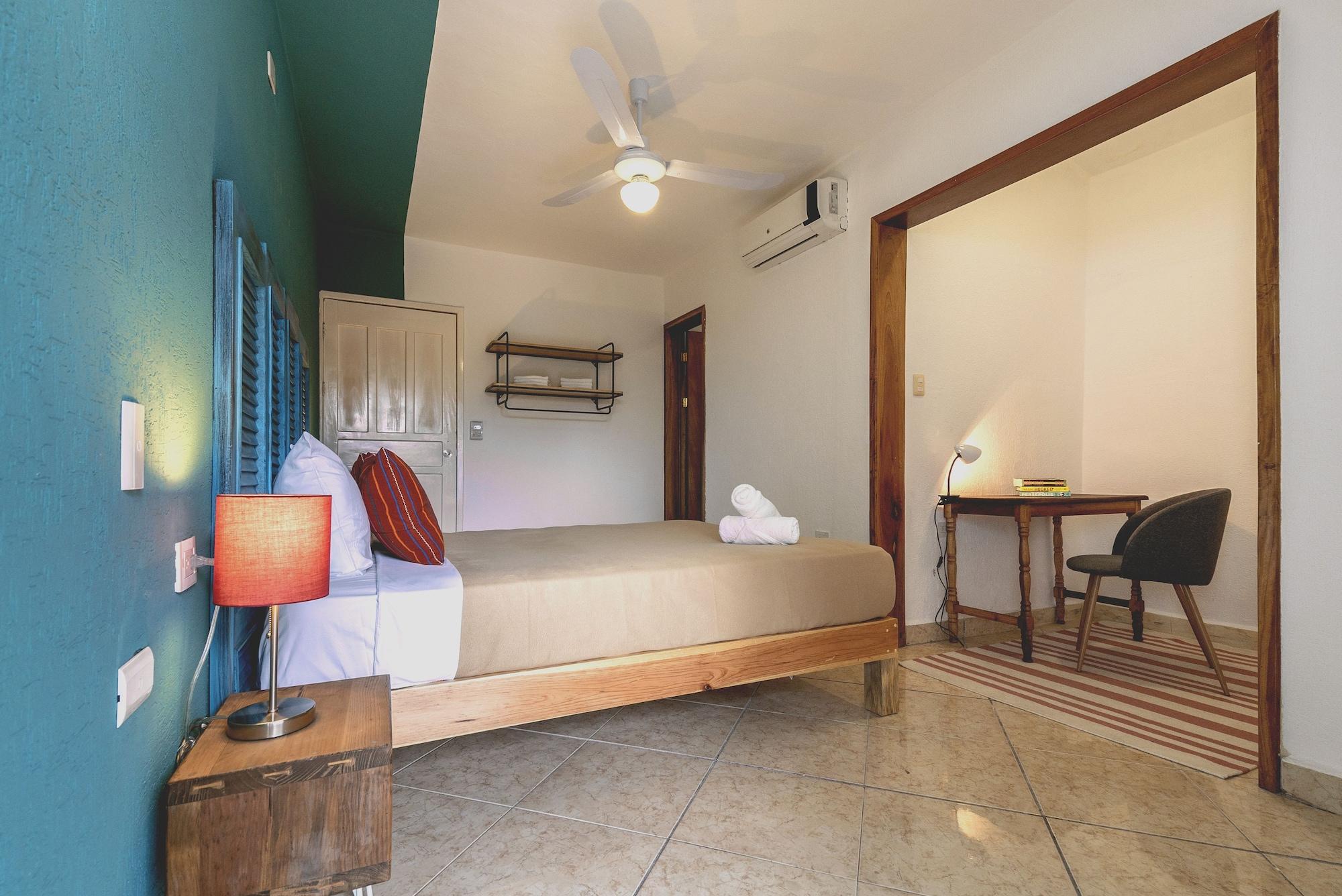 Hotel Selina Playa Del Carmen Esterno foto